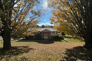 7 Cel Bret Dr, Danbury, CT 06810 - Photo 1
