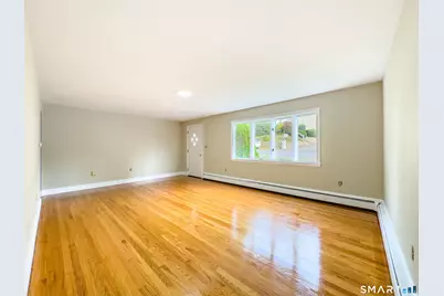 52 Phoenix Avenue, Naugatuck, CT 06770 - Photo 5
