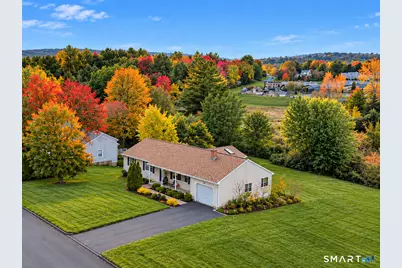 26 Downing Circle, Bloomfield, CT 06002 - Photo 1