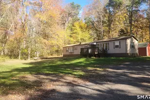 32 Hall Rd, Chaplin, CT 06235 - Photo 25