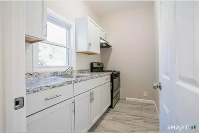 34 Sisson Avenue, Hartford, CT 06106 - Photo 5