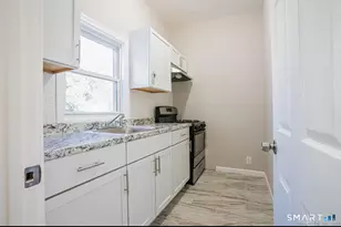 34 Sisson Ave, Hartford, CT 06106 - Photo 5
