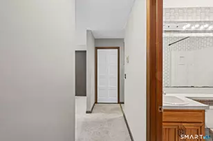 34 A Padanaram Rd, Danbury, CT 06811 - Photo 15