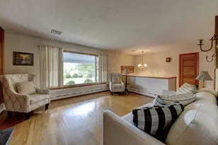 21 Crescent Beach Dr, Enfield, CT 06082 - Photo 9
