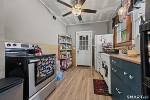 16 Oak St, Plymouth, CT 06786 - Photo 5
