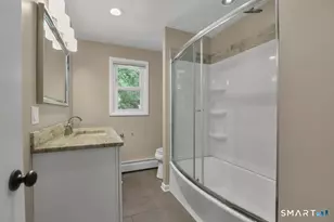 36 McDowell Rd, Middletown, CT 06457 - Photo 11