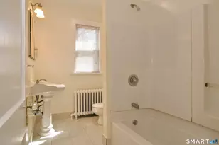 60 Puritan Ln, Stamford, CT 06906 - Photo 15
