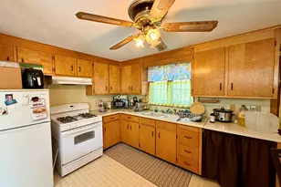 14 Casper Ave, Middletown, CT 06457 - Photo 11