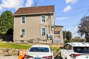 136 Jackson Ave, Stratford, CT 06615 - Photo 13