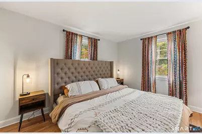 7 Robin Road, Simsbury, CT 06070 - Photo 9