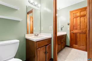 43 Robinhood Dr, Ledyard, CT 06335 - Photo 35