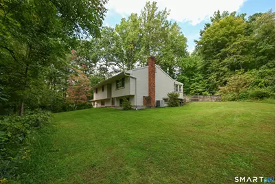 19 Willow Run, Brookfield, CT 06804 - Photo 3
