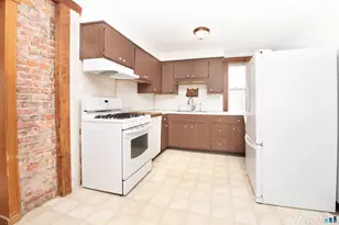 65 Arlington St, Bridgeport, CT 06606 - Photo 9