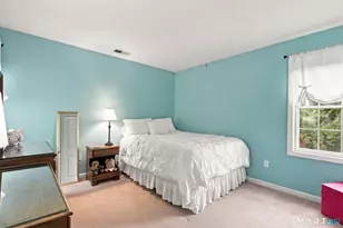 131 Pfister Dr, Newington, CT 06111 - Photo 31