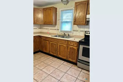 42 Girard Avenue, Waterbury, CT 06704 - Photo 5