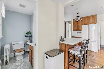 478 Woodlawn Avenue, Stratford, CT 06614 - Photo 7