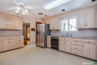 36 Osage Road, West Hartford, CT 06117 - Photo 19