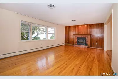 36 Osage Road, West Hartford, CT 06117 - Photo 5
