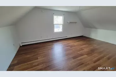 32 Milwaukee Avenue, Bethel, CT 06801 - Photo 15