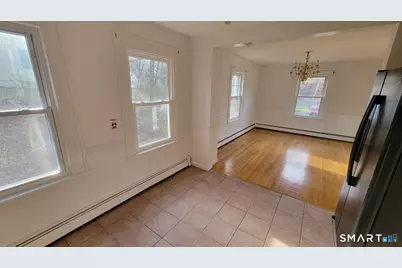 32 Milwaukee Avenue, Bethel, CT 06801 - Photo 5
