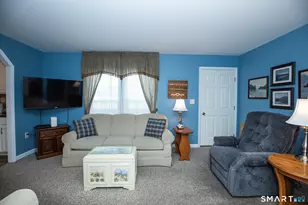 7 Loring Ct, Wallingford, CT 06492 - Photo 11