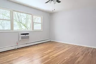 15 Cherry Hill Dr, Bridgeport, CT 06606 - Photo 11
