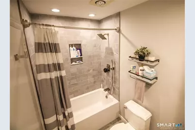 318 Sunrise Hill Lane #318, Norwalk, CT 06851 - Photo 17