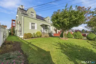 29 Madison Pl, Stamford, CT 06902 - Photo 3