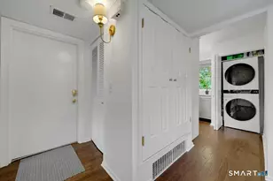 38 Rowayton Woods Dr, Norwalk, CT 06854 - Photo 23