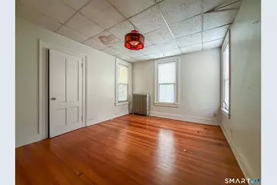 21 Annawan Street, Hartford, CT 06114 - Photo 17