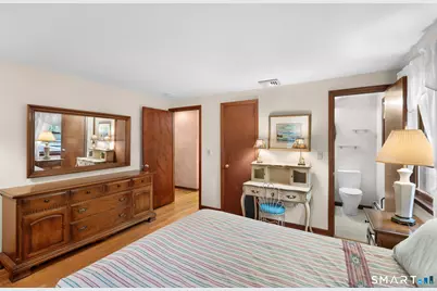 7 Carriage Lane, Danbury, CT 06810 - Photo 15