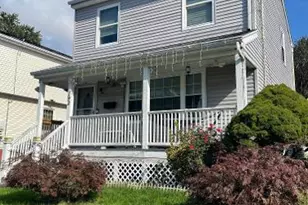 192 Soundview Ave, Stratford, CT 06615 - Photo 1