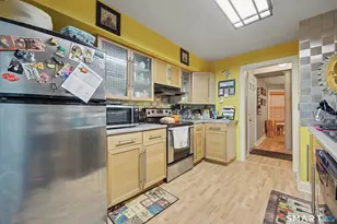 75 Redwood Dr, East Haven, CT 06513 - Photo 5