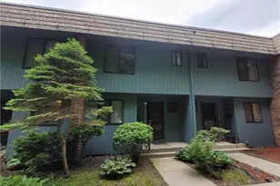 9 Debra Ct, Cromwell, CT 06416 - Photo 1