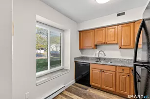 173 Candlewood Dr, South Windsor, CT 06074 - Photo 9