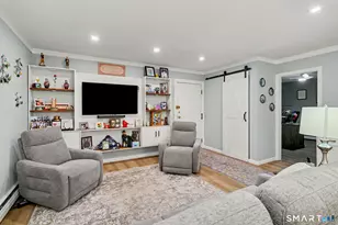 40 California St, Stratford, CT 06615 - Photo 9