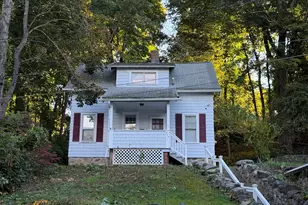 370 Waterville St, Waterbury, CT 06710 - Photo 1