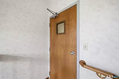 160 Oak Street #1H, Glastonbury, CT 06033 - Photo 9