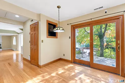211 Phipps Drive, West Haven, CT 06516 - Photo 11