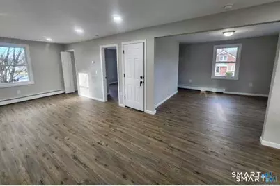 7 Walnut Street #1, Middletown, CT 06457 - Photo 3