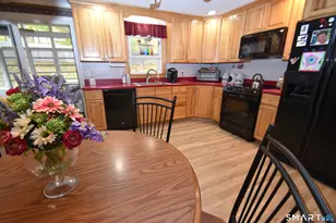 726 William St Ext, Portland, CT 06480 - Photo 17