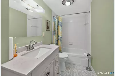 140 Captain Thomas Boulevard #409, West Haven, CT 06516 - Photo 17
