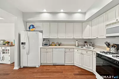 60 Cassandra Boulevard #203, West Hartford, CT 06107 - Photo 9