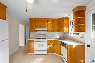 194 Linwood Street, New Britain, CT 06052 - Photo 13