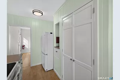44 Sea View Avenue, East Lyme, CT 06357 - Photo 19