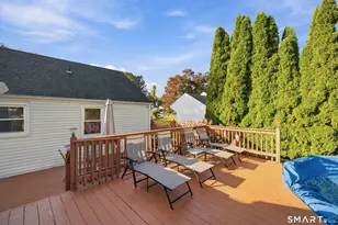 132 Cheney Ln, Newington, CT 06111 - Photo 31