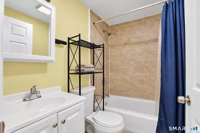 18 High Street, Derby, CT 06418 - Photo 9