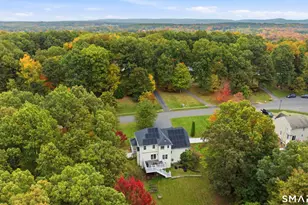 18 Tree Top Ln, East Windsor, CT 06016 - Photo 9