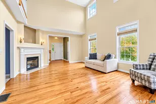 104 Periwinkle Dr, Middlebury, CT 06762 - Photo 9