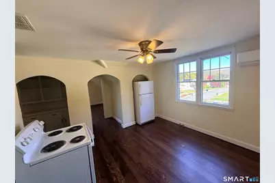 89 Hillside Avenue #3rd Floor, Torrington, CT 06790 - Photo 5
